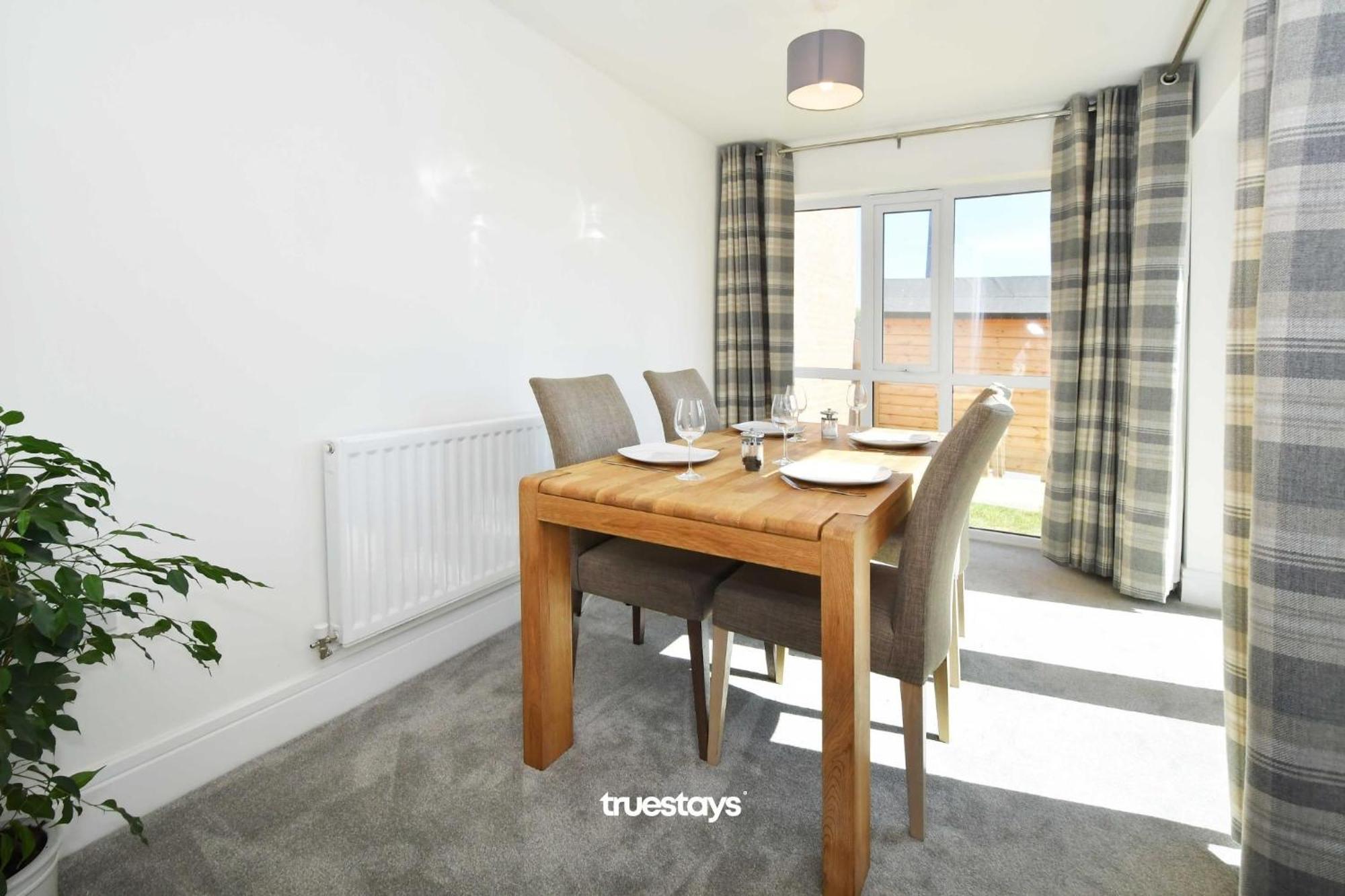 Regal House By True Stays - 3 Bedroom House In Stoke-On-Trent 외부 사진
