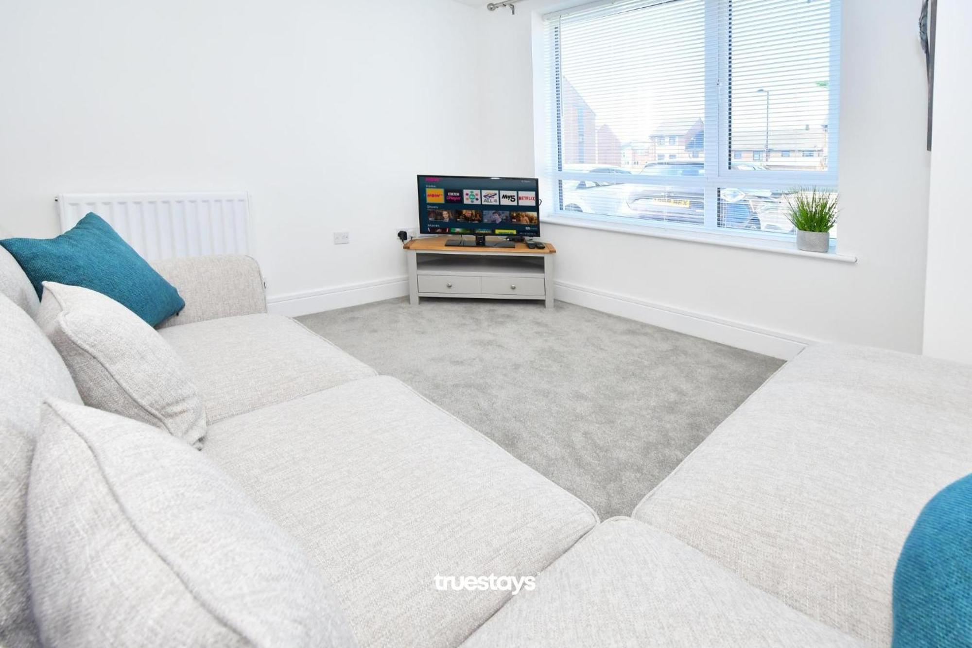 Regal House By True Stays - 3 Bedroom House In Stoke-On-Trent 외부 사진