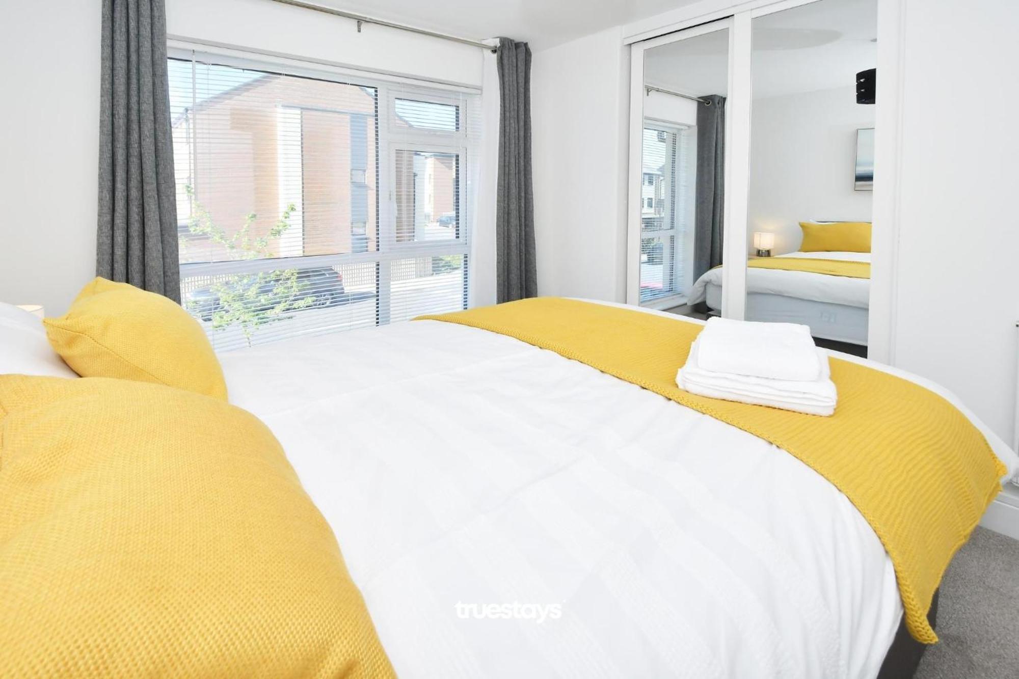 Regal House By True Stays - 3 Bedroom House In Stoke-On-Trent 외부 사진