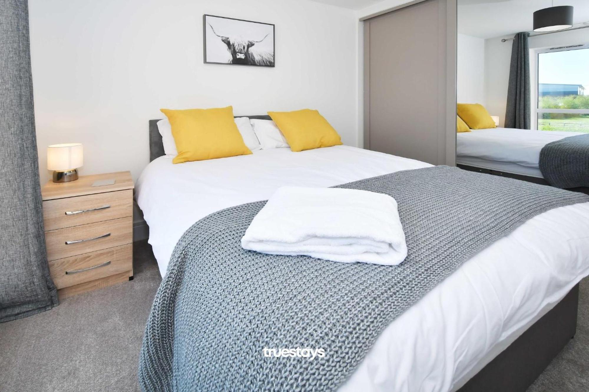 Regal House By True Stays - 3 Bedroom House In Stoke-On-Trent 외부 사진