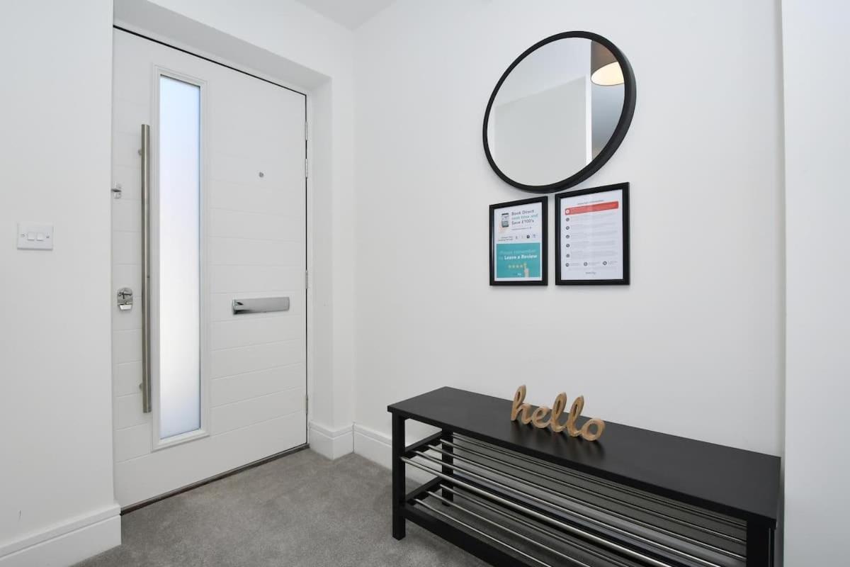 Regal House By True Stays - 3 Bedroom House In Stoke-On-Trent 외부 사진